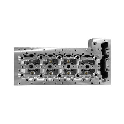 MLG110A 2つのカムシャフトを備えたディーゼルシリンダーヘッド 最適な燃料効率